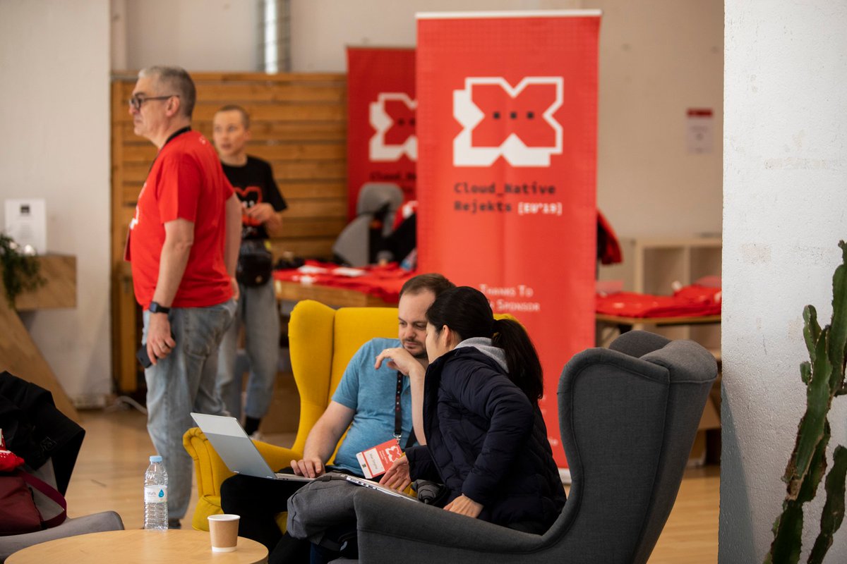 Cloud Native Rejekts tweet media