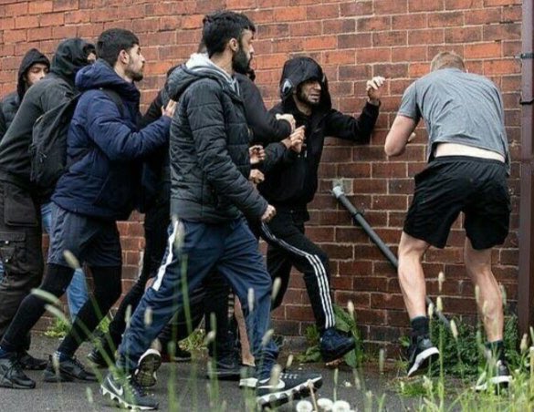 ivowtothee's tweet photo. #AsianMenUK
#BenefitsOfImmigration
#CulturalEnrichment
#DecoloniseTheUK
#DiversityIsOurStrength
#Hijrah
#IslamisationOfTheUK
#EthnicCleansing
#HideouslyWhite
#HushCrime
#ImposeTheirCulture
#LessWhitePeople
#Oldham
#PakistanUK
#TheGreatReplacement
#TooMuchTrouble
#ToughOnCrime https://t.co/wmVh5K3tSO