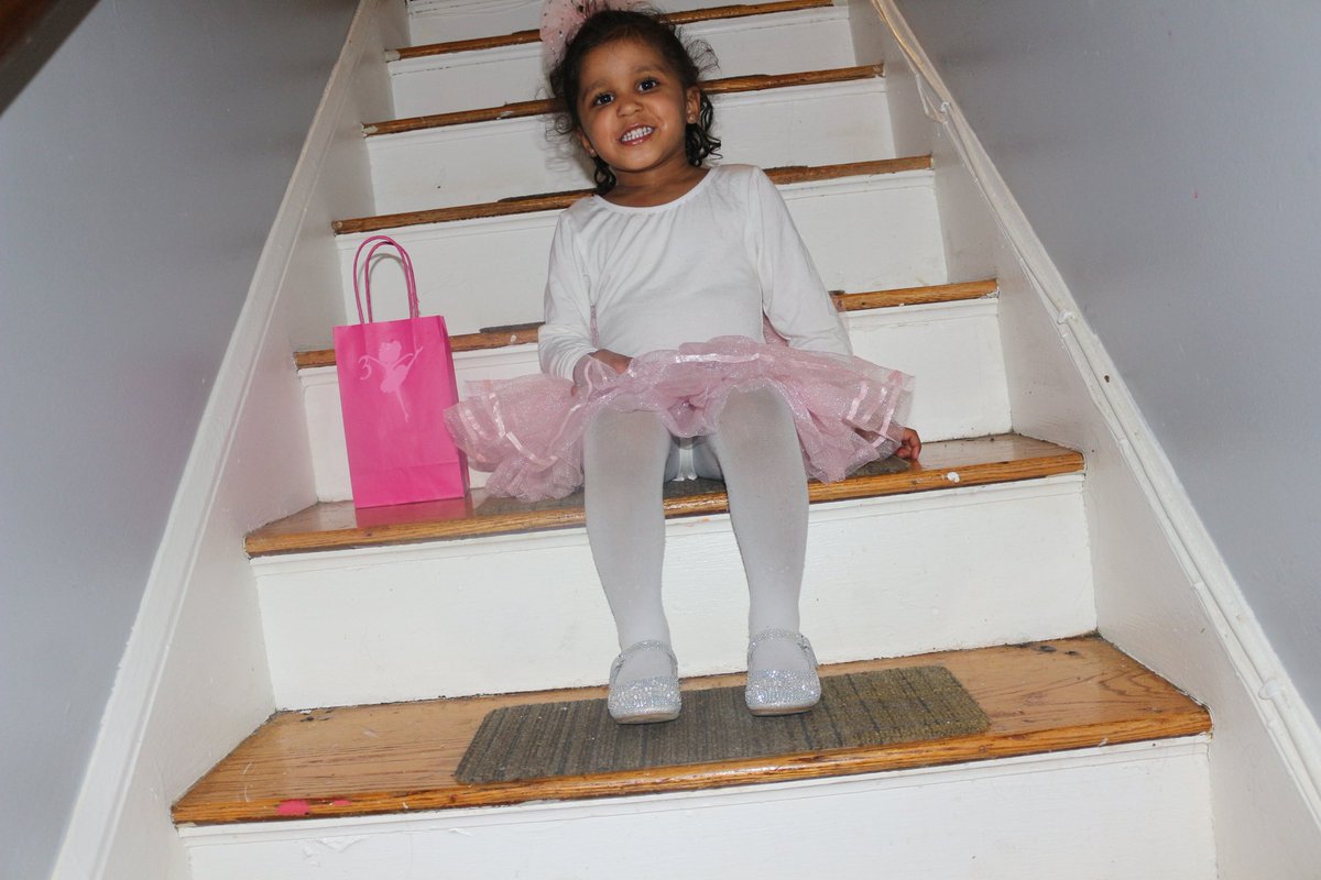 Anyel_Photos's tweet photo. Winners are not people who never fail, but people who never quit.

#kids #babies #anyel_photos #SundayMorning #InspirationalQuotes #cute #SundayThoughts #haveaniceday #NeverGiveUp https://t.co/W3tA73AeOD