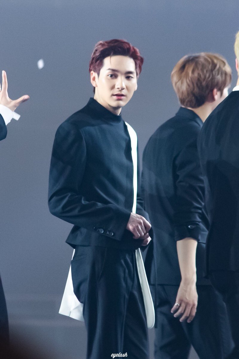 eyelash9395's tweet photo. 190518 KCON JAPAN #뉴이스트 #아론 #NUEST #ARON #곽아론
Baby don’t forget my mind.
Baby don’t forget my heart.
곽아론 짱이야☺️
D-1💓 https://t.co/DHQ1RseMqZ