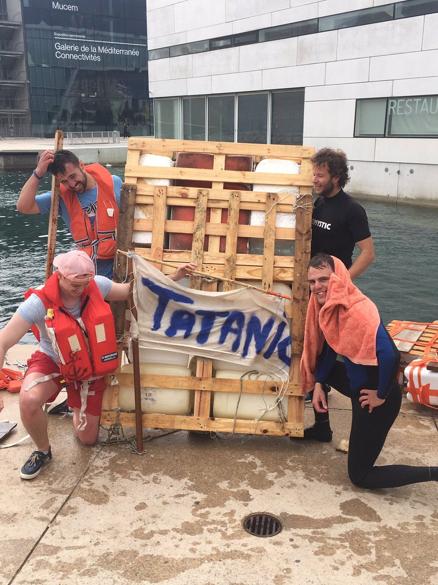 Traversée du Vieux-Port tweet media