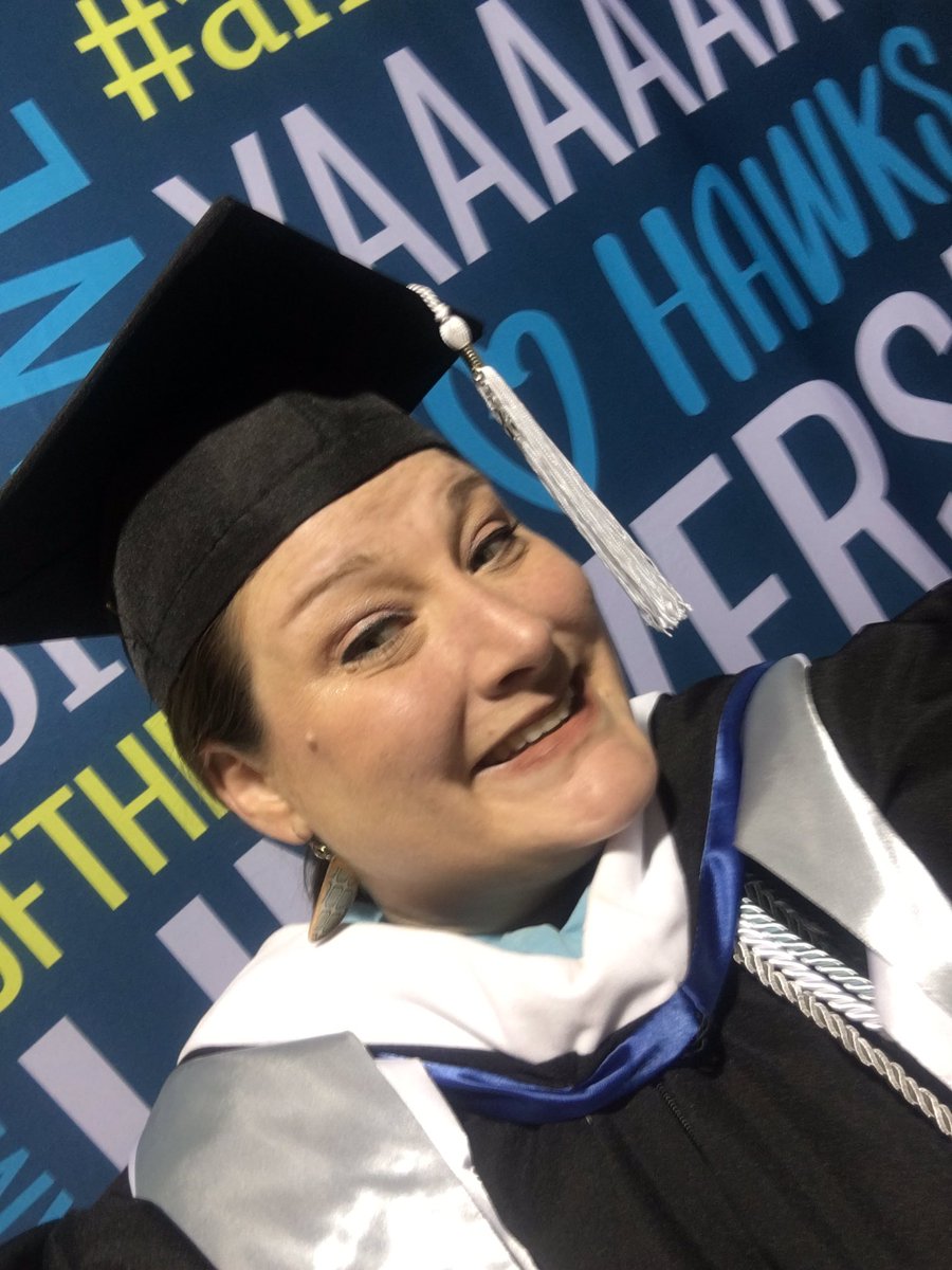 txsoutherngypsy's tweet image. Woohoo! It’s 🎓 time!!! @UHClearLake #UHCLGrad