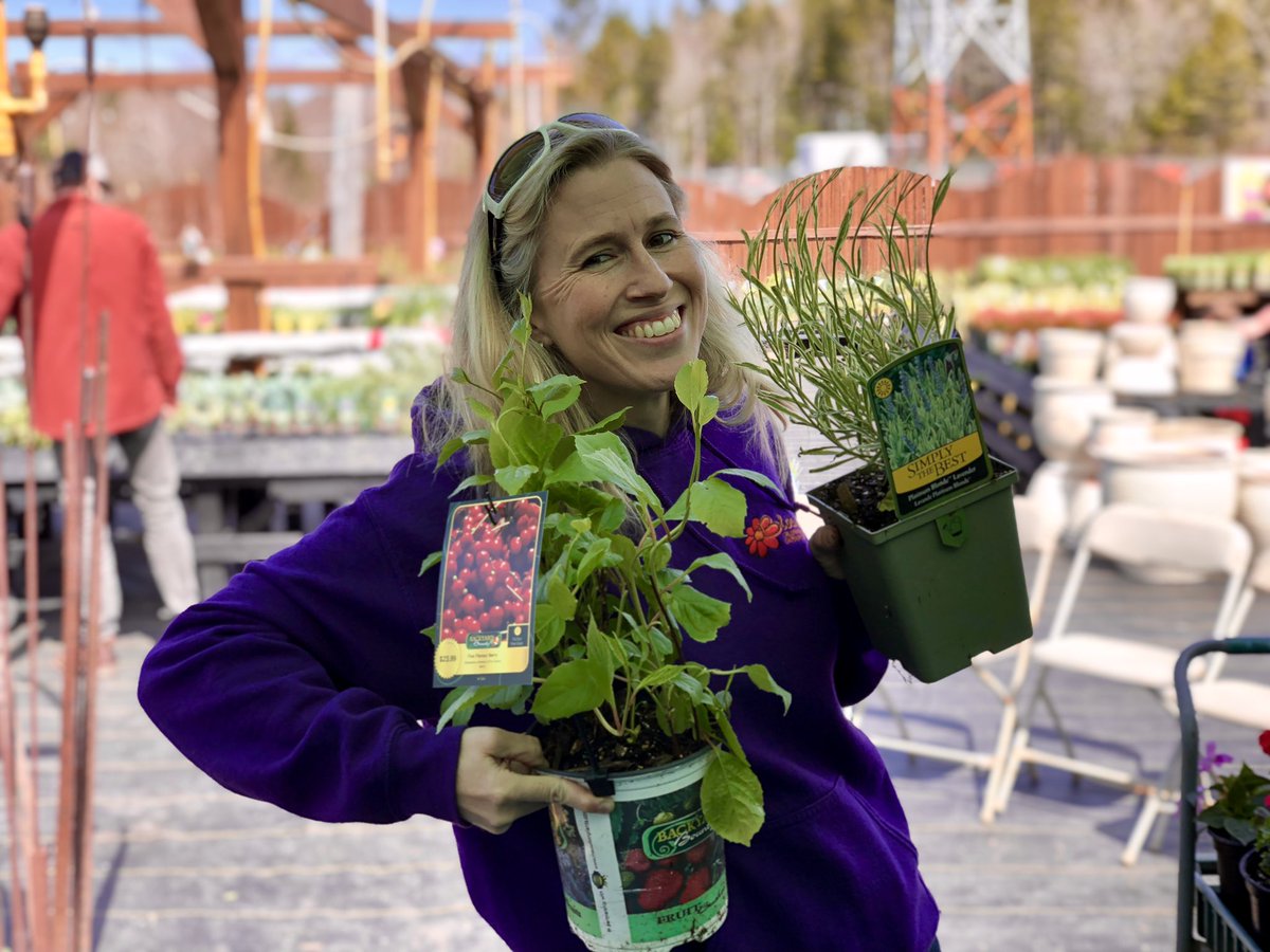 NikiJabbour's tweet photo. A few pics from our live @NEWS957 broadcast at @BloomGardenCtr  today! So much fun 🌸 #Halifax #gardening. https://t.co/oLQd2xwUka
