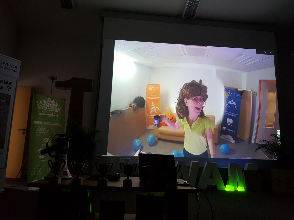 swAixMarseille's tweet photo. #Confessionnal merci à Carine &amp; Mathieu pour ce montage 🤩🤩 #SWAM9 https://t.co/6qfO7nGYn8