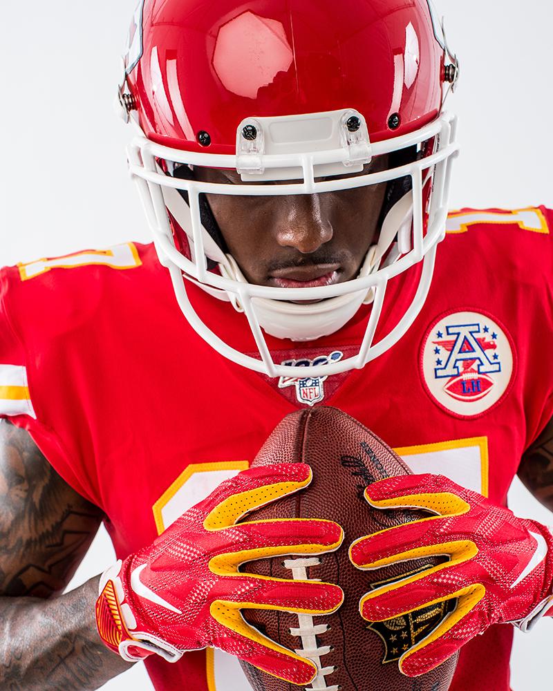 Chiefs's tweet photo. 🔥 @MecoleHardman4 🔥

📸: Ben Liebenberg / NFL https://t.co/gJtQjs8X1X
