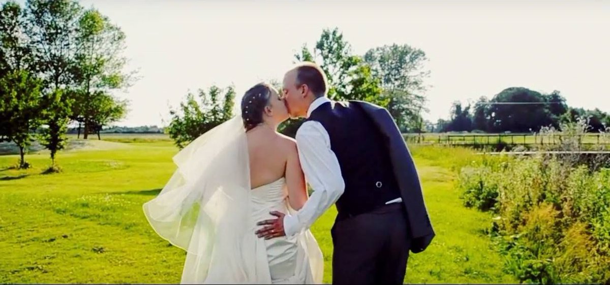 TwilightVisuals's tweet image. You'll live your day only once, so why not document it? We have a range of wedding videography pacakages and we are happy to tailor them to suit your needs! For all enquiries email us at twilightvisuals@gmail.com or head over to our website💖💫
#twilightvisuals #weddingday