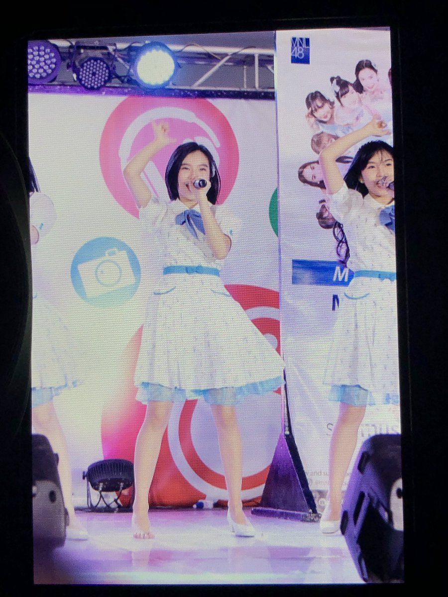 HoshiNoFilm's tweet photo. Coco lagi nalang pag sa Bulacan~ 
🤣🤣🤭
#Cameraception
#MNL48Coleen
#MNL48
PS: Ganda ng ilaw kanina sana laging ganun! 🤣🤣🤣 https://t.co/EDaVXkTE6t