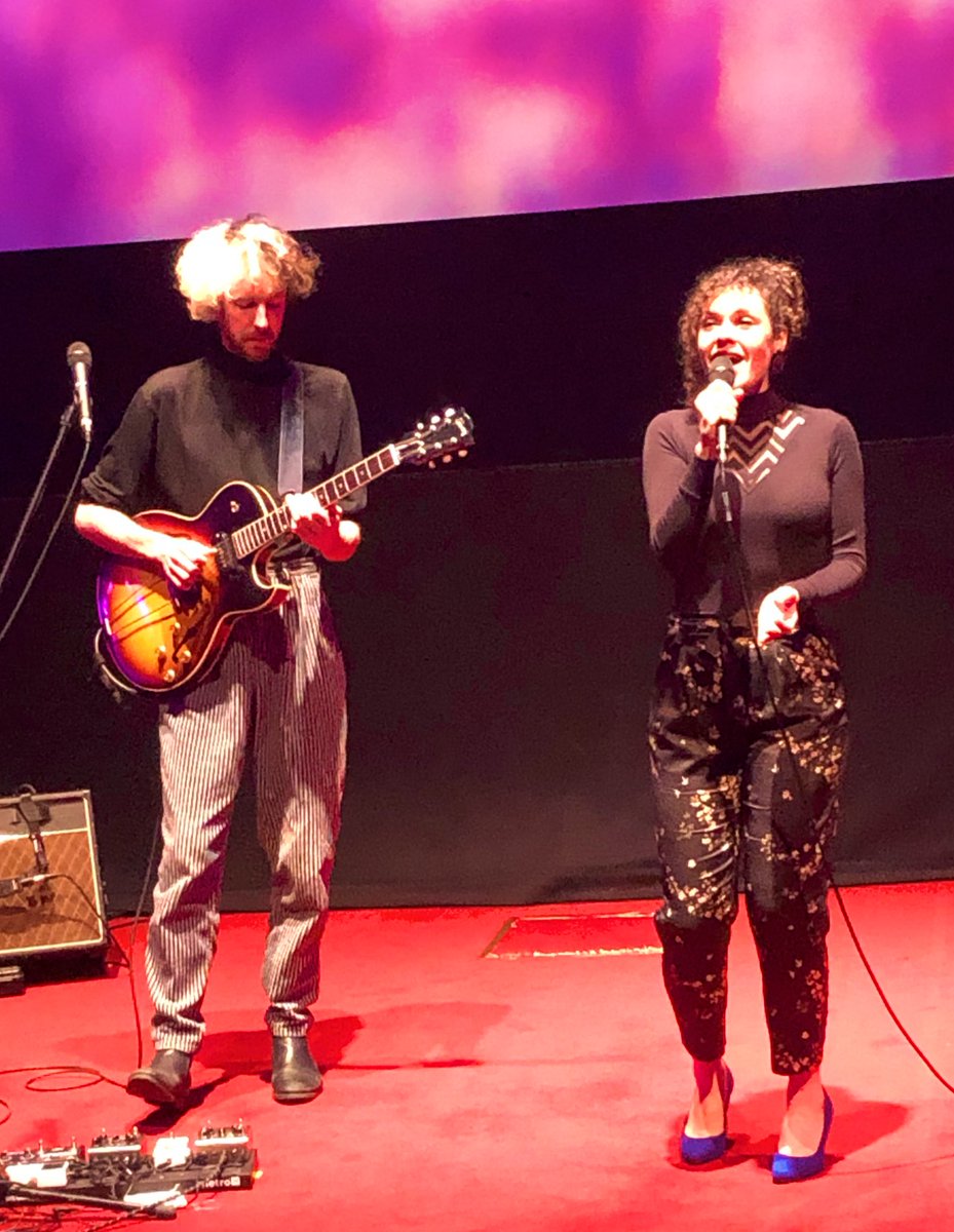 Hush: Nora Fischer &amp; Marnix Dorrenstein in luminous arrangements of baroque songs for voice and electric guitar. Brilliant <a href="/nora_fischer/">Nora Fischer</a> <a href="/BarbicanCentre/">Barbican Centre</a> #SoundUnbound
