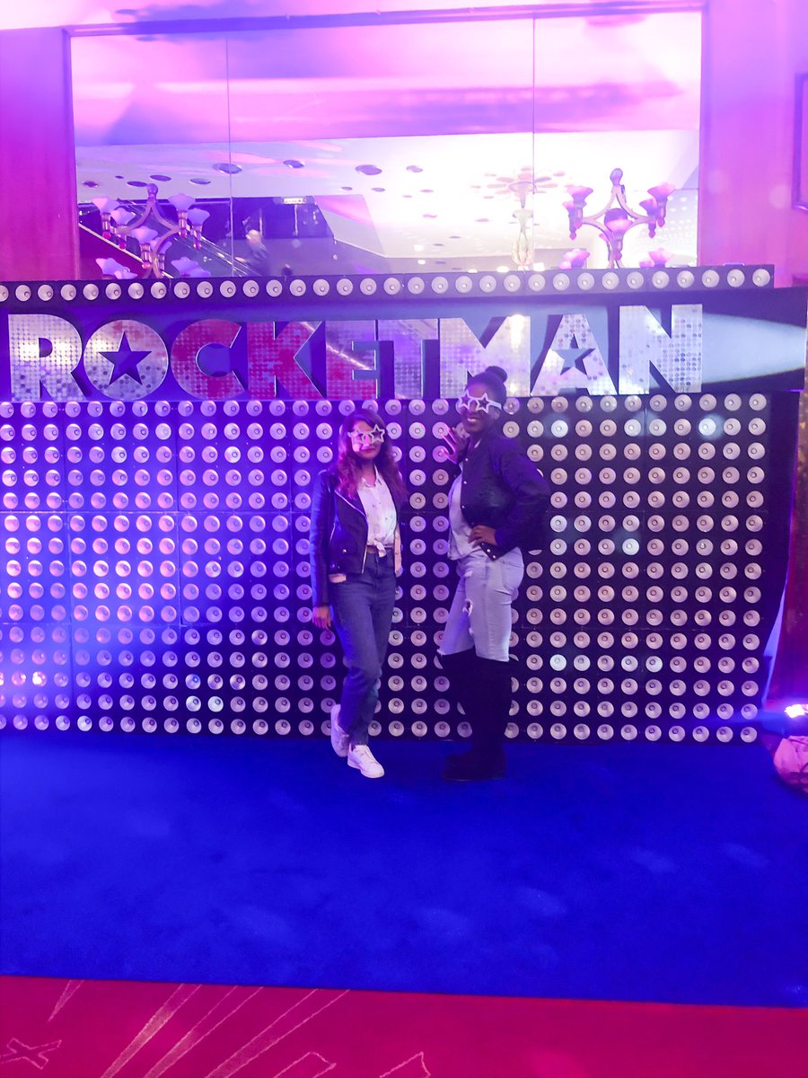 Avant-première de #Rocketman 
#RocketmanParis Trop hâte de découvrir ce biopic d’Elton John.