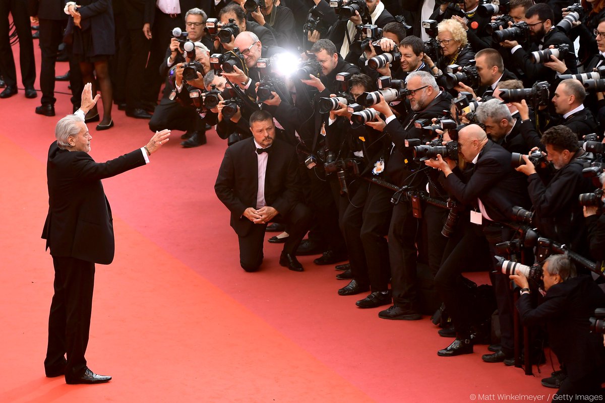 Festival_Cannes's tweet image. #RedSteps of ALAIN DELON ✨
La montée des marches d'ALAIN DELON ✨
#Cannes2019