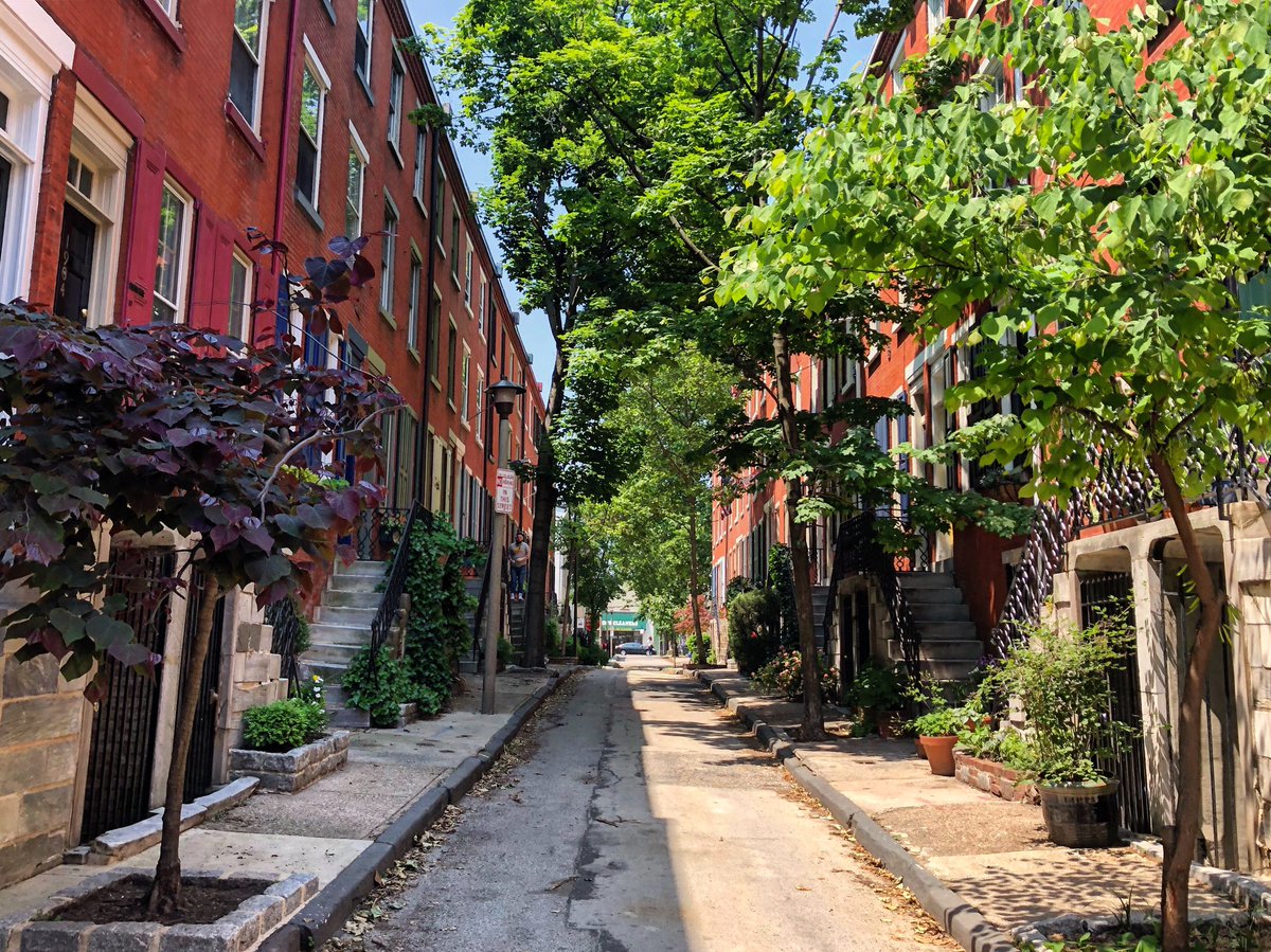 Kedz's tweet photo. Don’t sleep on Philly. ❤️🍃 https://t.co/8YMQtyqqSh