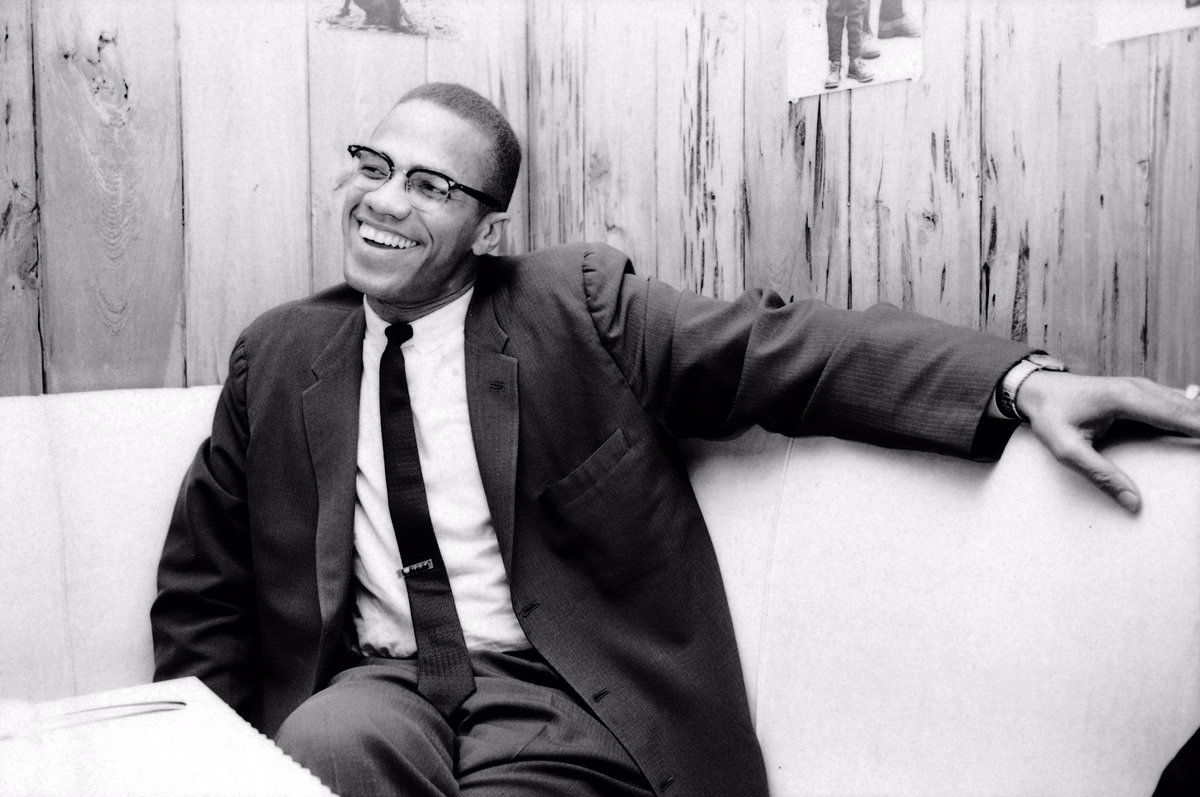 Essence's tweet photo. ”Im for truth, no matter who tells it. I'm for justice, no matter who it’s for or against.” Happy Birthday, Malcolm X ✊🏽✊🏾✊🏿. (📷: Getty) https://t.co/BEbXORVwMX