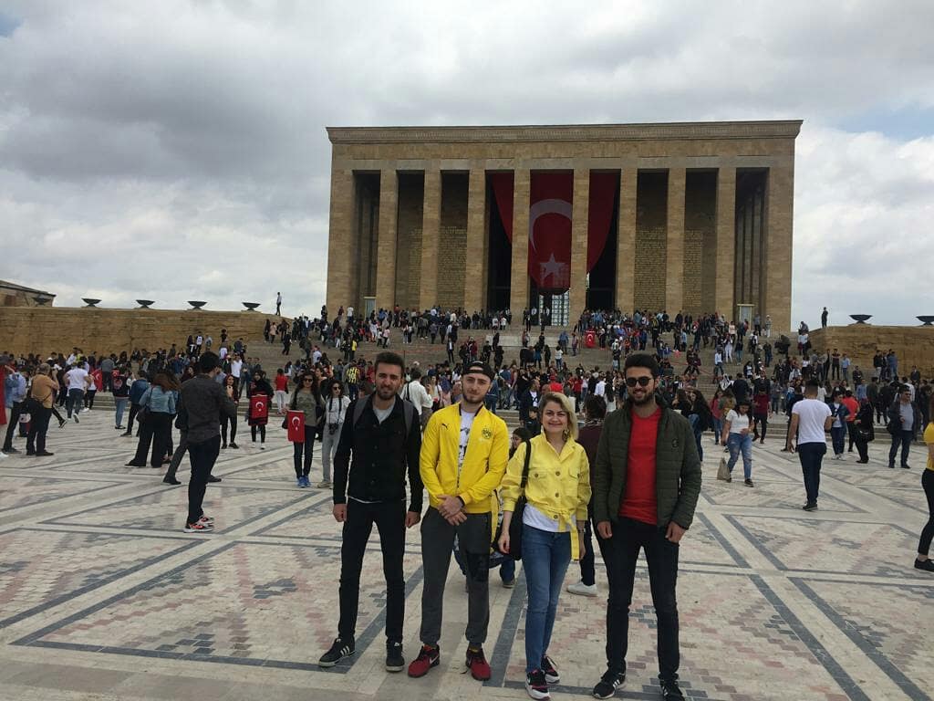 19 Mayıs  1919 Atatürk'ü Anma Gençlik  ve Spor  Bayramımızın  100. yıl dönümünde ATOG ve @sdukagit olarak  Anıtkabir'de Ulu Önder ATATÜRK ziyaretini gerçekleştirdik.
'Türk  gençliği amaca, bizim  yüksek  ülkümüze  durmadan, yorulmadan  yürüyecektir.'
Mustafa Kemal ATATÜRK