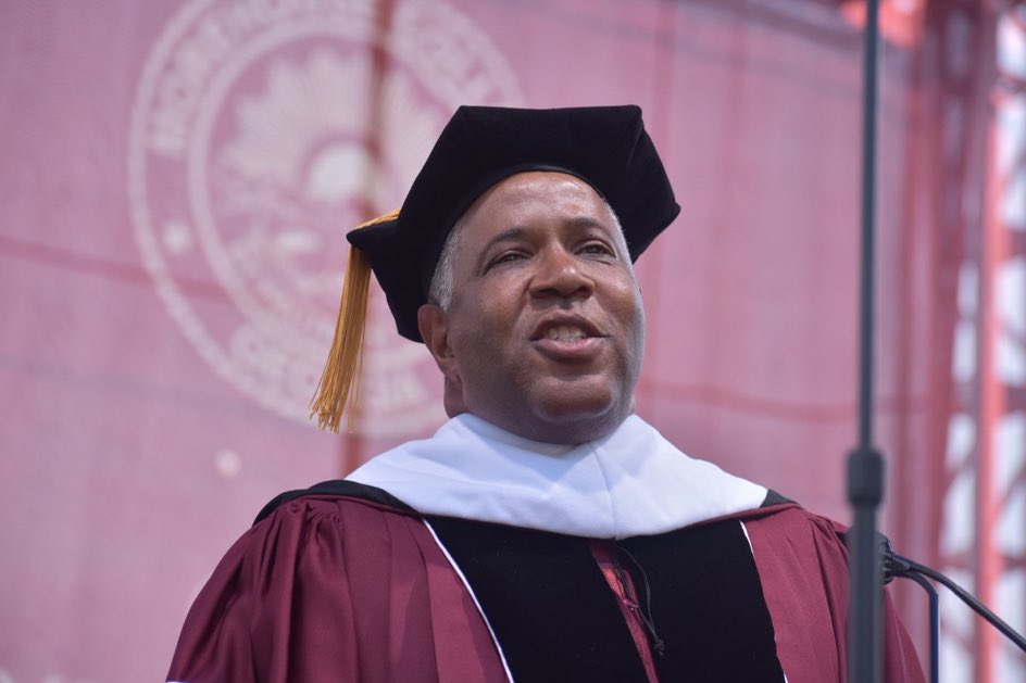 Billionaire Robert F. Smith, who received an honorary doctorate at <a href="/Morehouse/">Morehouse College</a> College today, also gave the commencement. He surprised the almost 400 seniors announcing that he was eliminating the student debt of the entire Class of 2019. 🙏🏾 #RealOne