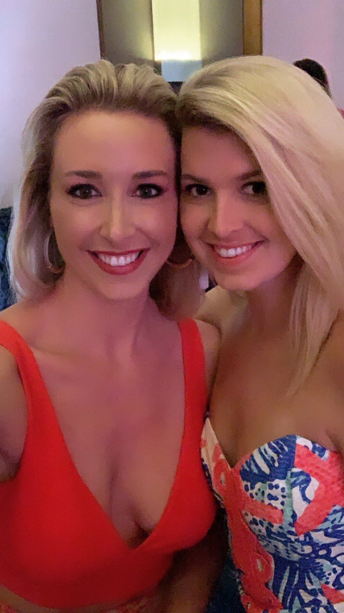 janaangeltv's tweet photo. Very proud to have been part of #teammanu ‘s LLS Woman of The Year Campaign these past 10 weeks. @manu_ellla your sweet soul is inspirational.
@lls.pb raised over $1 Million Dollars ❤️
#llspb #lls #teammanu #beatingcancerisinourblood #mwoy #westpalmbeach https://t.co/y9yAgWtkV5