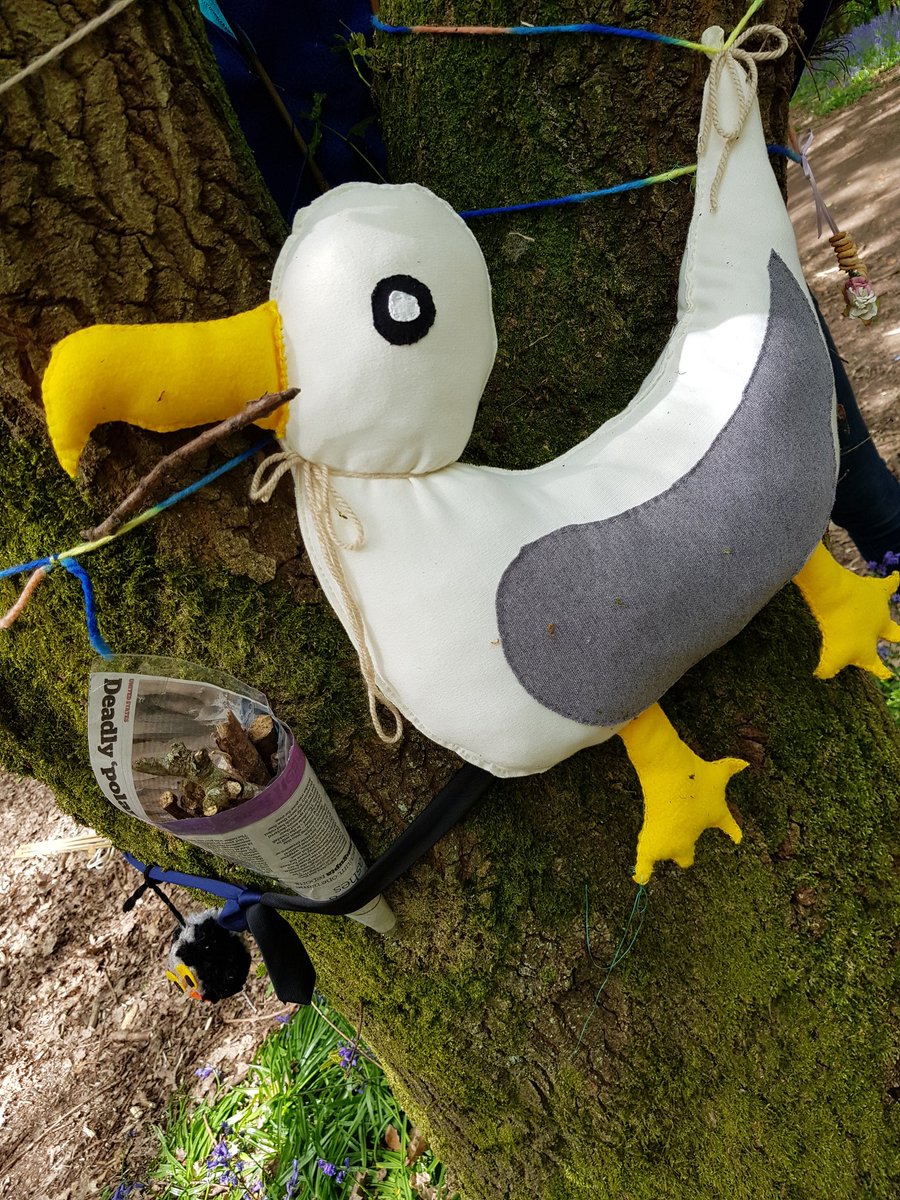 Chatterbox2017's tweet image. Exciting news !!! Chatterbox birds have flown into their tree. 

You've all worked so hard and the tree looks absolutely amazing. 🦚🦜🦉🦆🦢🐦🐧🕊🦅
Please go and visit the woods &amp;amp; see for yourselves and also all the other fantastic trees. 

#Belperwoollenwoods
@belperlatest 🥰