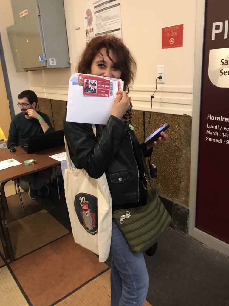 O_Partage's tweet photo. Félicitations à Barbara une partageuse qui a gagné 2 billets pour le concert de Nicky Jam😌😌😌! 

#lesroutesdupartage https://t.co/BD5bjdTWQv