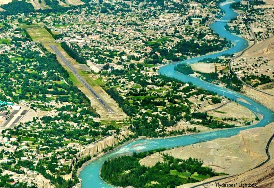 IamMountaineer's tweet photo. گلگت ایک عشق ایک جنون ۔

#GilgitBaltistan #GilgitRiver #GilgitCity #GilgitAgency #Gilgit @GBpak @Humansofgb @dodocaalamalam @DisputedGBPak @tahfuss @BagroteValley @VoiceOfGB @gilgitlove @GilgitBToday @apnagb @pppgbmediacell @GB_Family110 @northwatch_ @Gbnsgb_pk @Skardu_GB https://t.co/1pe0cnP7sp