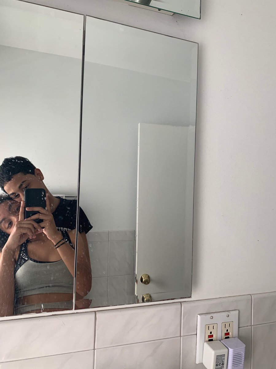 vvsNathan tweet picture