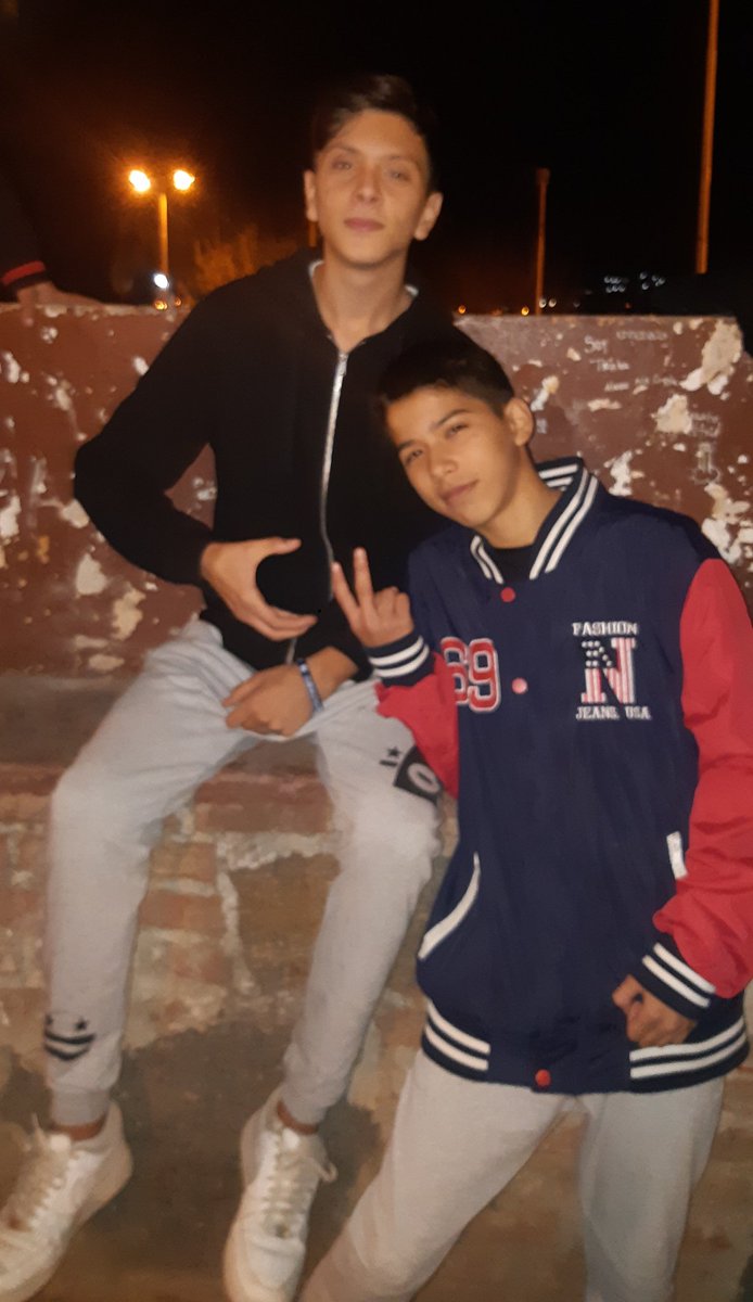GalaxiaFree's tweet photo. #Fakush fue el campeón de la sexta fecha de #GalaxiaFreestyle 👑
#Khaz se quedó con el segundo puesto y suma 2 puntos a la tabla🥈
#Rama y #Pucho fueron los semifinalistas💪 https://t.co/qspxBndrtj