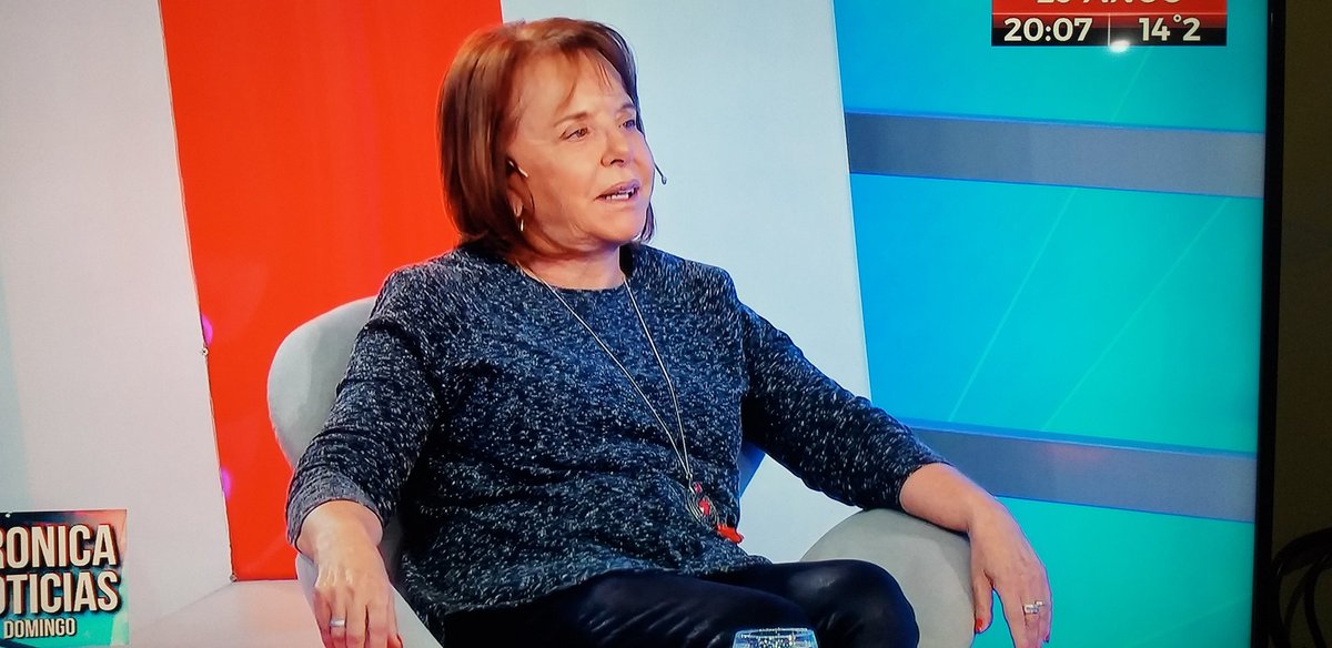 Jjusticiasocial's tweet photo. @chicheduhaldeok en @CronicaTV por eso creo en las redes humanas hay que volver a las redes humanas, capacitar a las personas que conectadas con las redes sociales y con el Estado podes ayudar un montón @RLavagna @ChicheConectada @claudianieto65 #Consenso19 @PLealta https://t.co/44FEF42X4Q