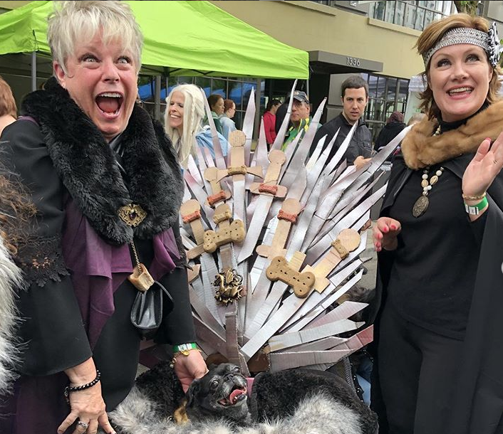 fermixalot's tweet photo. @OregonHumane and @pacificpugs Game of Thrones themed Pug Crawl is exactly the energy I needed for the finale tonight #pdxpugcrawl #gameofthrones #ProtectGhost @netw3rk @MalloryRubin https://t.co/5PVkuDz65v