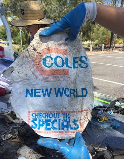 ausgeo's tweet image. Have you ever found a piece of plastic pollution with a vintage logo or a discontinued product from a long time ago? 

Well, we need you!

📩 Send your images to: editorial@ausgeo.com.au

📷WWF