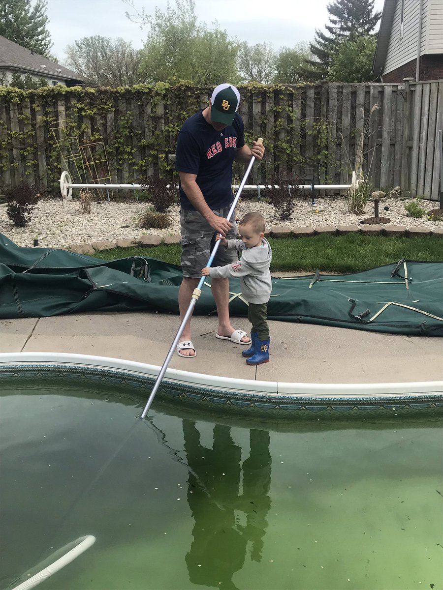 katie76green's tweet photo. This weather didn’t stop Benny from enjoying the weekend! #funkid #weloveweekends https://t.co/jdfc9tr2t5