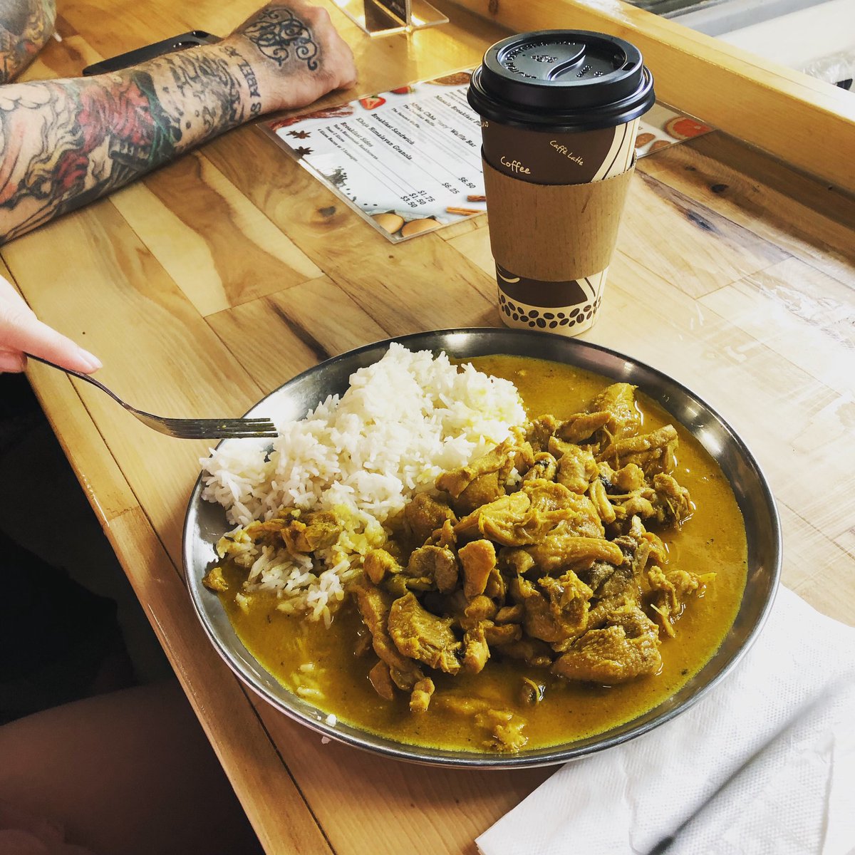 Momos at the Market tweet media