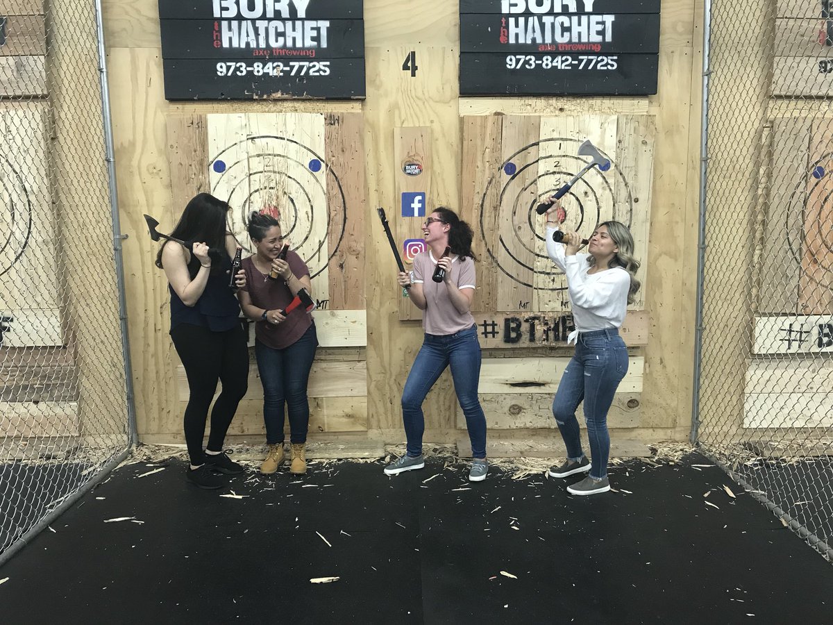 mmbrenda18's tweet photo. Had a blast!!! #burythehatchet #Bloomfeild @kimber_xx3 https://t.co/TJYN8s2g5c