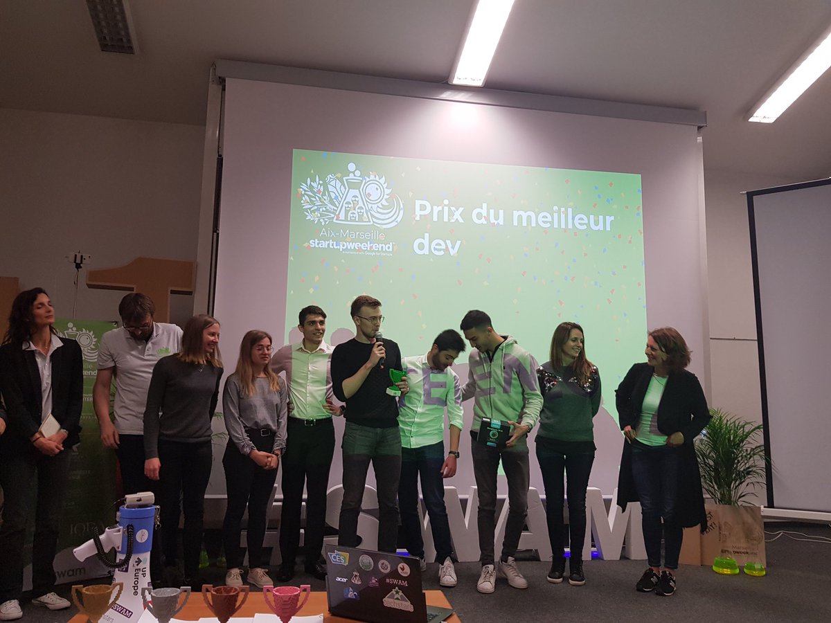 swAixMarseille's tweet photo. Prix du dev ... 🙌 Teeneo 😍🥳❤❤👏 #SWAM9 https://t.co/TNyln6H8f8
