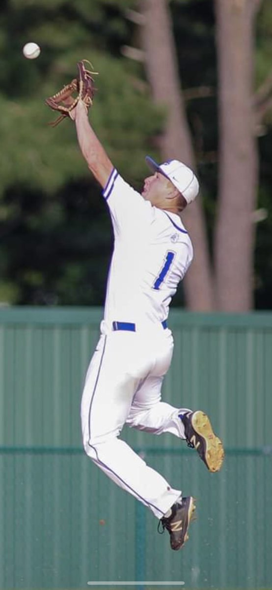 saenz_karl's tweet photo. Congratulations to Holden Lauer for being selected to play in the 2019 Texas High School All - Star Game in Round Rock  on June 15, 2019.   
#Bulldogbaseball #havefun #hustle #compete #finishplaytothelastout https://t.co/3yqwC2aFXb