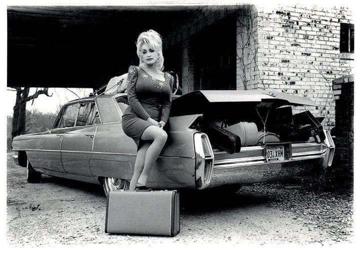 #DollyParton
Three Chord Truths . . A Lyrical Document Of Americana
#RealCountryLadies #RealCountryMusic #VintageCaddy