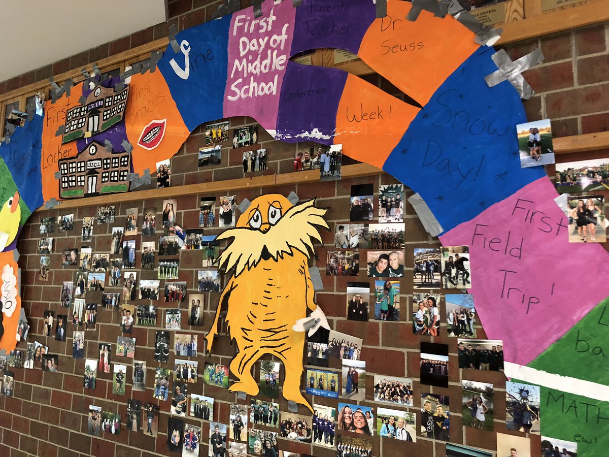 MWHSCatalyst's tweet photo. Thanks, @MW_Stuco for decorating the Commons ahead of Senior Dinner. @MWHSWildcats Seniors - you’re encouraged to take any photos of yourself tonight before you leave. See you @ 5. https://t.co/MuSZA6SRDM