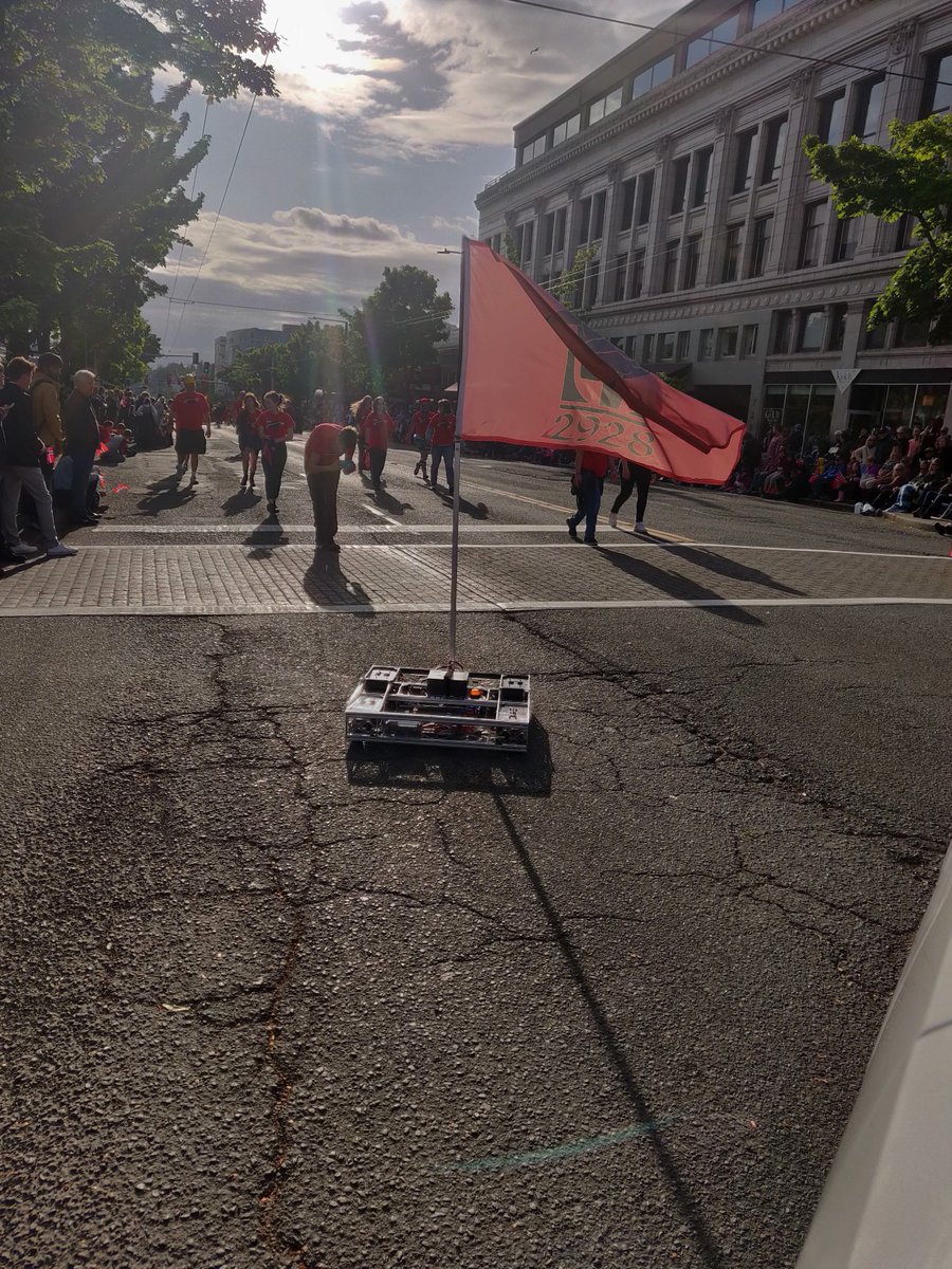 Big thanks to everyone who supported the Ballard community and our team at Friday's parade! Happy #syttendemai!  #omgrobots #technology #Engineering #STEM #stemgang #math #science #FIRST #frc