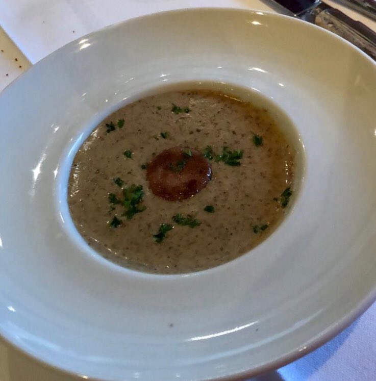 FoieRoyale's tweet photo. Mushroom Soup with Foie Royale #Truelyethical #Noforcefeeding #Dishoftheweek https://t.co/9P6koevcSQ