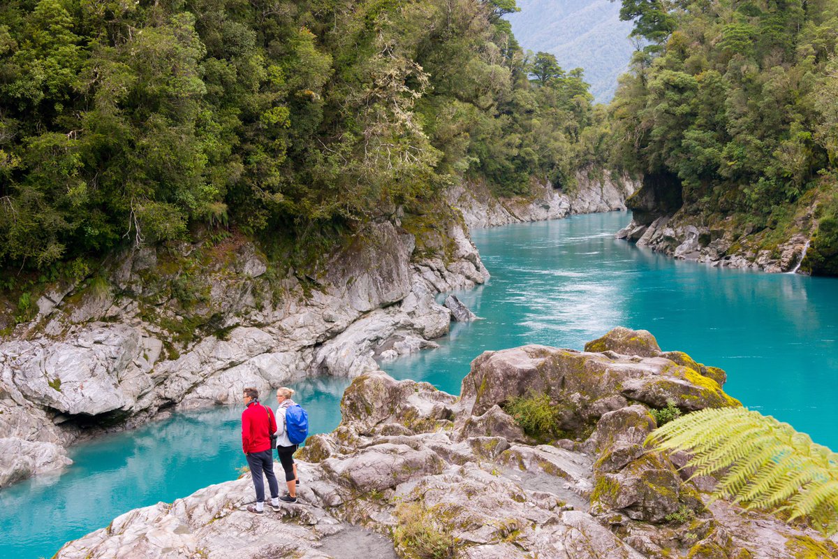 Sometimes you see photos of a tourist spot and think it can’t look as good as that in real life. The Hokitika Gorge really does look that good, if not better. #nzmustdo
mustdonewzealand.co.nz