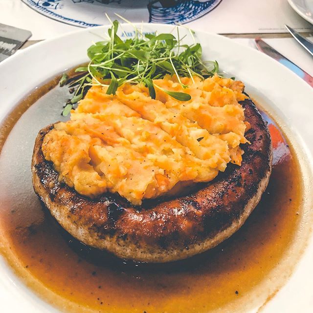 Dimanche soir, toi même tu sais.
#stoemp #wurst #sablon 
#comfortfood #unemerveille