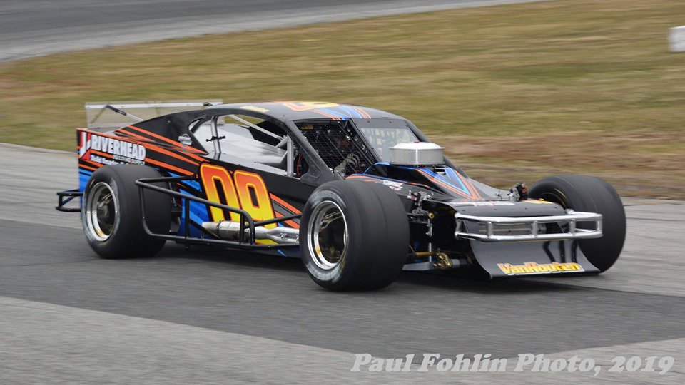 StaffordSpeedwy's tweet photo. Another entry for Friday's Open Mod 80:
Car: 09
Driver: Brad VanHouten
Hometown: Wading River, NY
Owner: Brad VanHouten
Sponsor: Riverhead Building Supply
Crew Chief: David Roys
Chassis: Troyer
Engine Builder: Performance Engines
#OpenMods #Mod80 #Stafford #BVH https://t.co/bWjU5b6cky