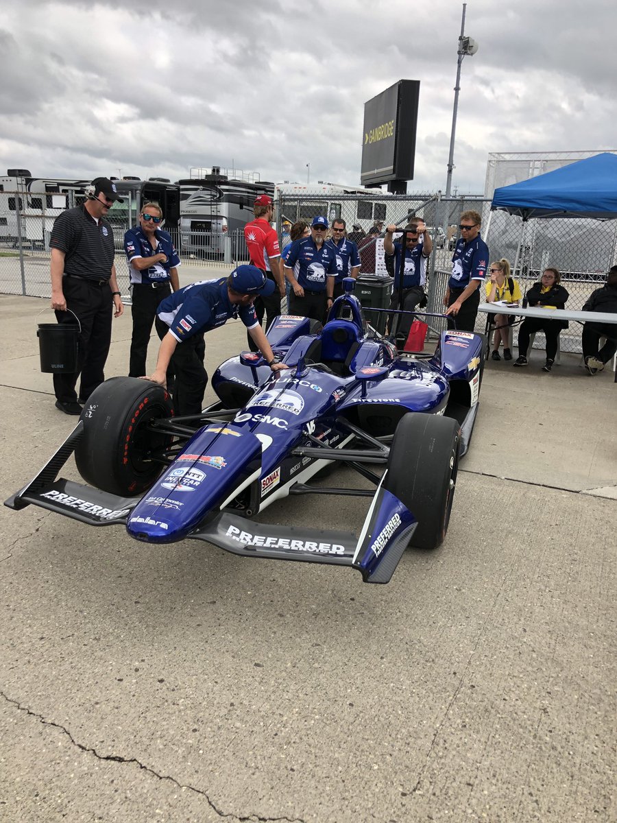 ECRIndy's tweet photo. Looks like we’re doing this! In to the tech line! #Indy500 https://t.co/J836MfMNtE