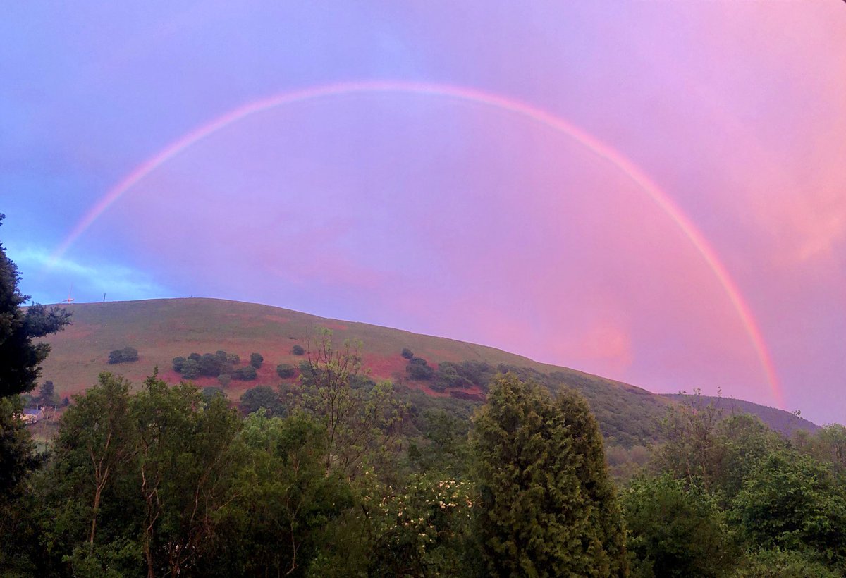 Smithymx's tweet photo. Hope there’s some skittles at the end of that bugger 👀🌈 https://t.co/7xxN1ykpke