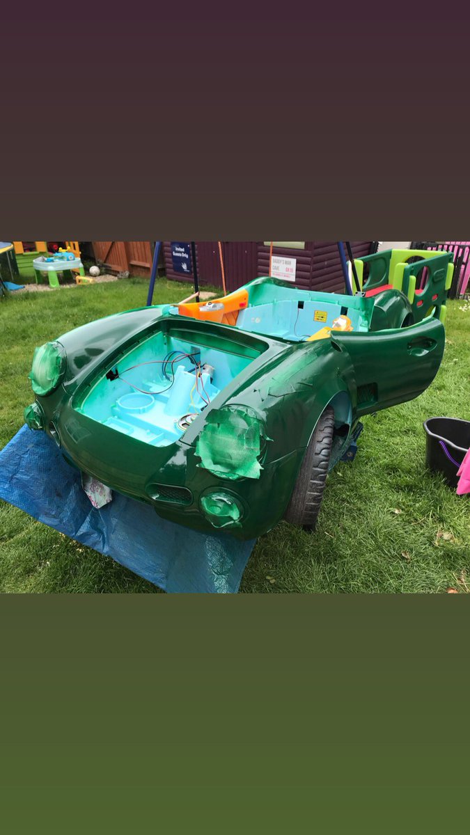 ThegrumpyE's tweet photo. Time for Harriet to hand over her car to her younger sister. Made a bit of progress today. Good bye Gulf Porsche that I did for H. #futurebrabhamdriver https://t.co/70OGSiWrsc