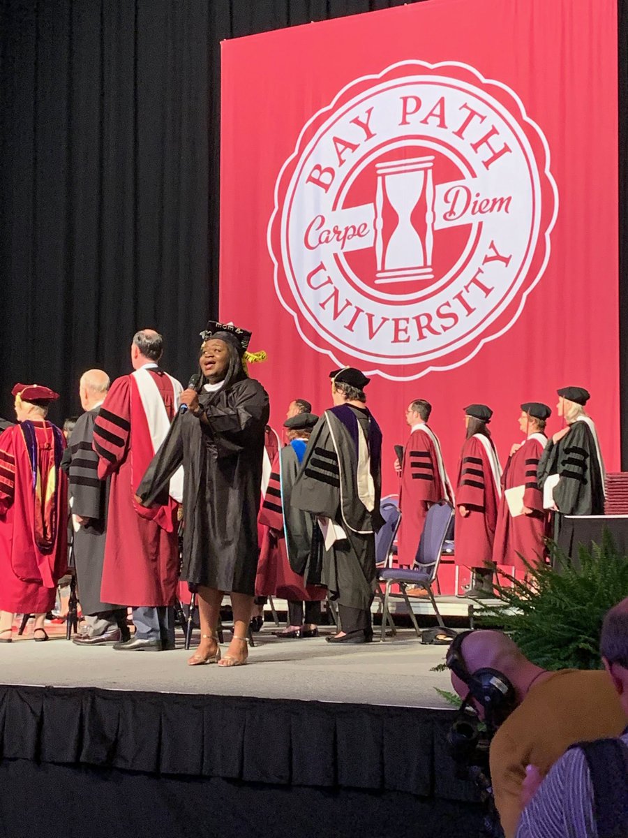 AndreaHickson's tweet photo. #capturebaypath let commencement begin https://t.co/Z6LiLu8Fgg