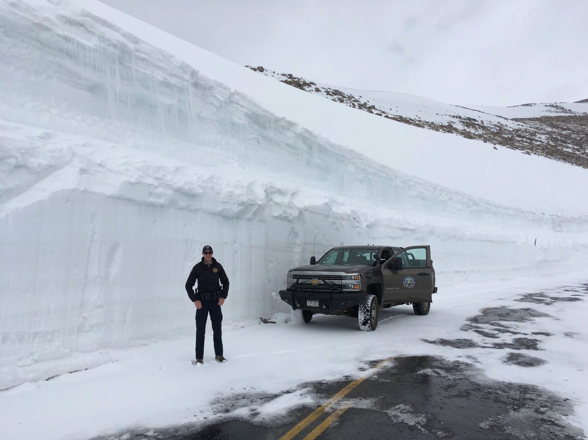 Colorado's tweet photo. “@blairmiller: Mt. Evans still pretty well packed up too (@COParksWildlife)” https://t.co/ZPEdvbZLr0