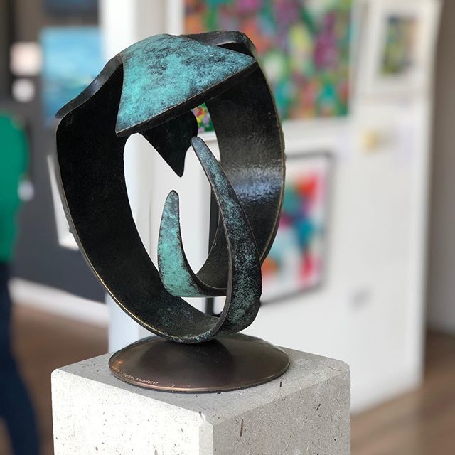 lucygannon1's tweet photo. Longing - the new Limited Edition bronze bird on display in the gallery - such unique angles and different views of this piece and the patina really highlights the notion of movement. The two birds in this series of small works; Longing &amp; Enveloped show … https://t.co/ZTzukQsjaA https://t.co/1vZRpIubrg