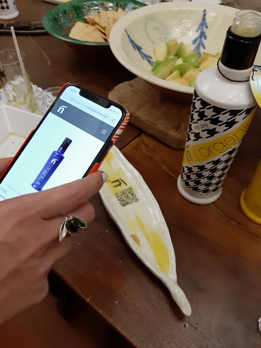 museopacotito's tweet photo. Celebramos el #DIM2019 de una manera muy especial: Cata de aceite  @n_organic con maridaje, en el Museo,  para poner de manifiesto como reza el lema de este año, que es un eje cultural, y el futuro de la tradición.

https://t.co/1BQOE5lljt https://t.co/96UVQPFn4L