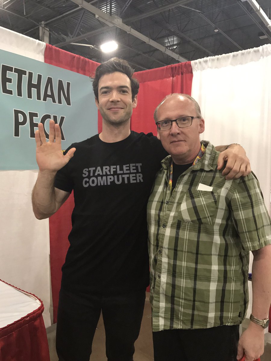 Home from another enjoyable weekend at @MotCityComicCon - absolute admiration meeting @actordougjones I just love and appreciate what a great human being he is! Met the most polite gentleman in @ethangpeck #Spock and was thrilled to meet #NickCastle Director.
