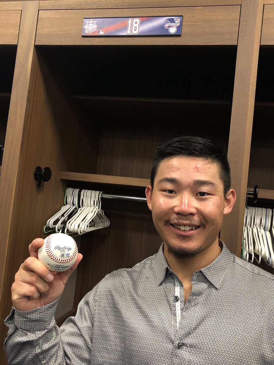 Brewers's tweet photo. Career home run #1 authenticated and delivered to @Kestdaddy. Congratulations! https://t.co/8jB2enyhIG