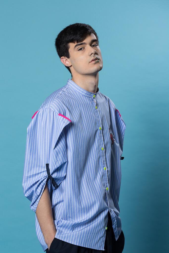 keymodeldonosti's tweet image. Nuestro modelo Arkaitz posando para Xabi Lumbreras con diaeños de Gino Dino #fashion #test #sesiondefotografia #coleccion #moda #modamasculina