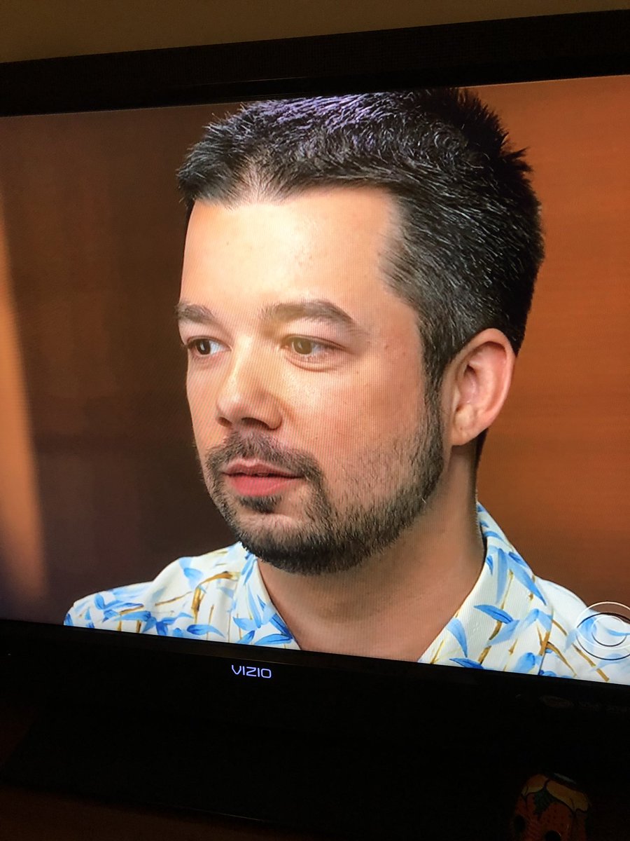 CuzzoCuzzy's tweet image. The look of a man who bought an $80,000,000 pizza